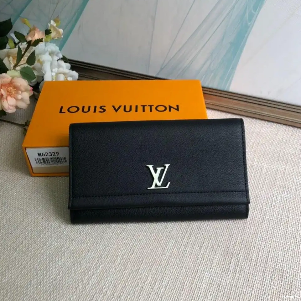 WIS LOCKME LOUIS WALLET VUITTON 0328